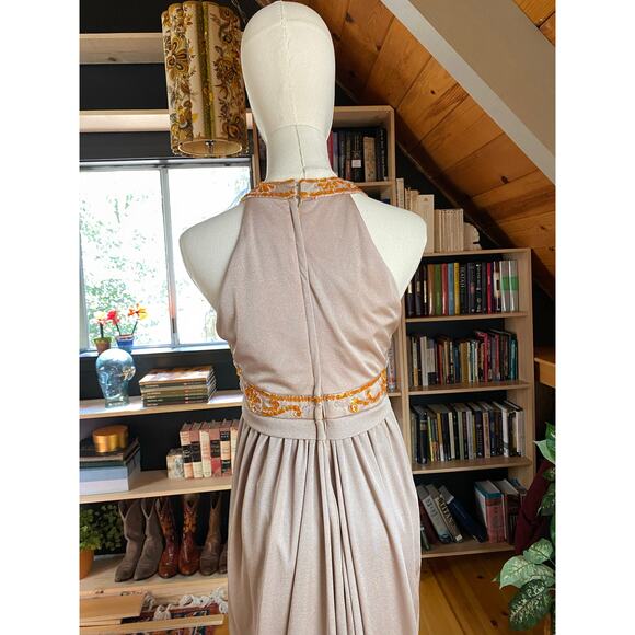 Vintage Gown - Picture 5 of 9